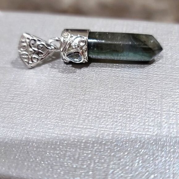 Malagasy Labradorite & Sky Blue Topaz Pendant – Platinum Over Copper 15.9 CTW - Picture 14 of 14